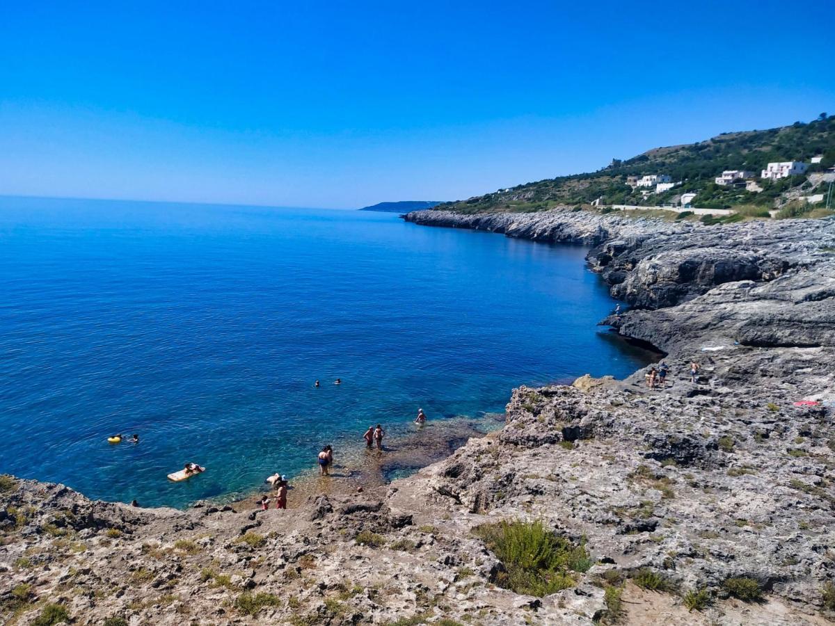 Marina Di Andrano - Alisso, Casa Vista Mare Con Parcheggio Privato E Wifi Villa Luaran gambar