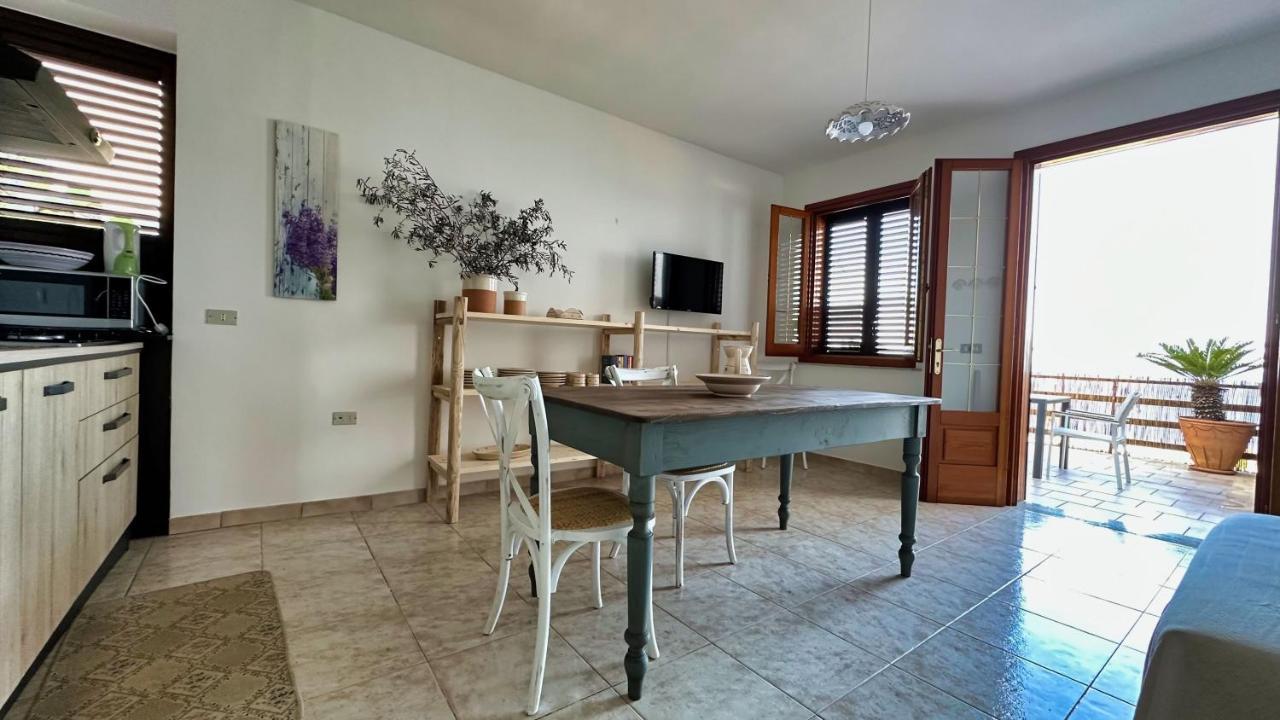 Marina Di Andrano - Alisso, Casa Vista Mare Con Parcheggio Privato E Wifi Villa Luaran gambar