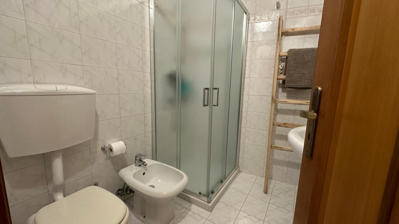 Marina Di Andrano - Alisso, Casa Vista Mare Con Parcheggio Privato E Wifi Villa Luaran gambar